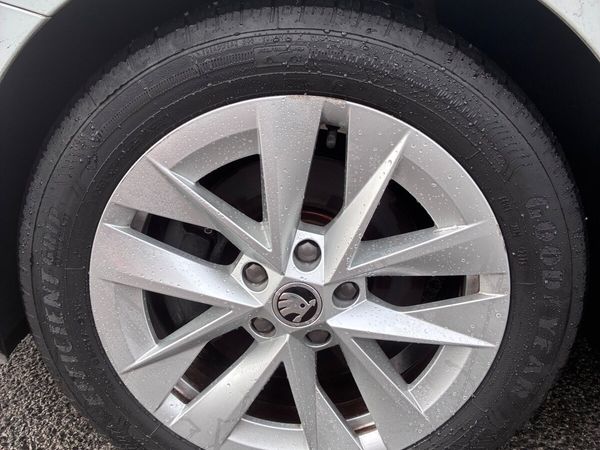 Original 17” Škoda Alloy Wheels & Tyres - Main image