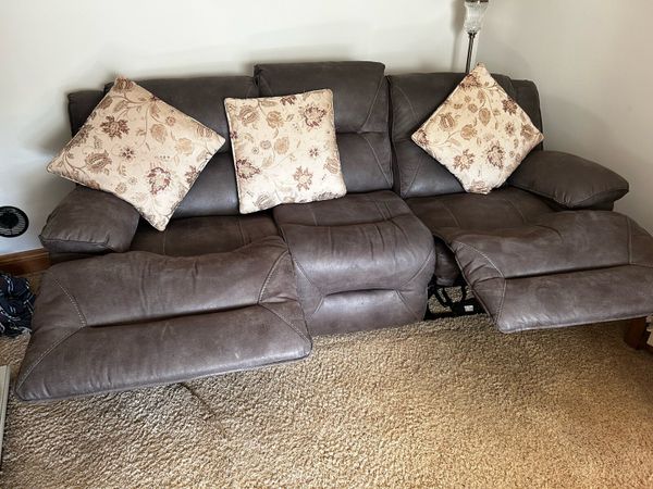 3+2 Settee - Main image