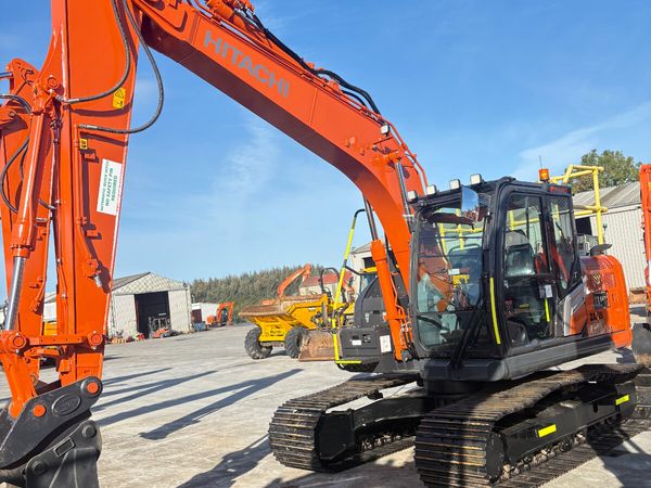 HITACHI ZX130-7b - Main image