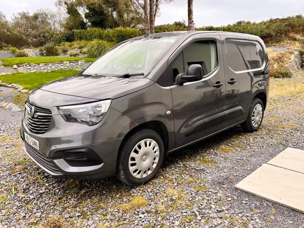 Vauxhall Combo 9750€ - Main image