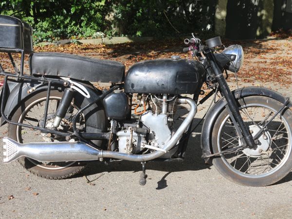 1963 Velocette MSS 500 with Panniers and back box - Main image