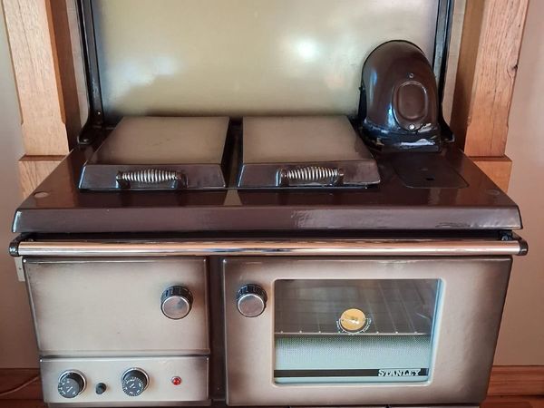 Stanley Super Star Oil Fired  Cooker - Main image