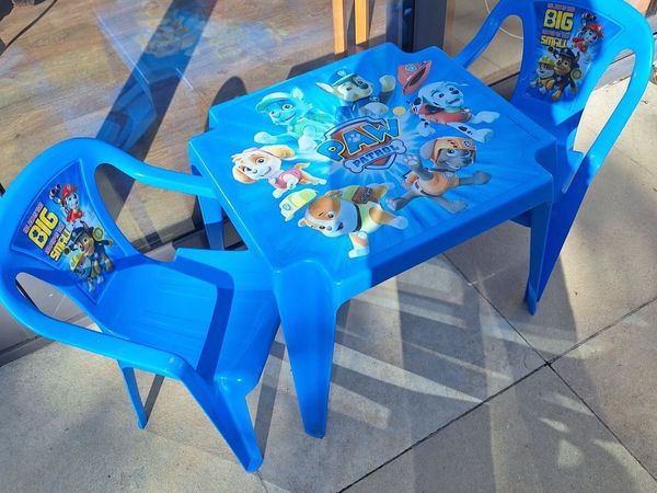 Toy table and chairs - Main image