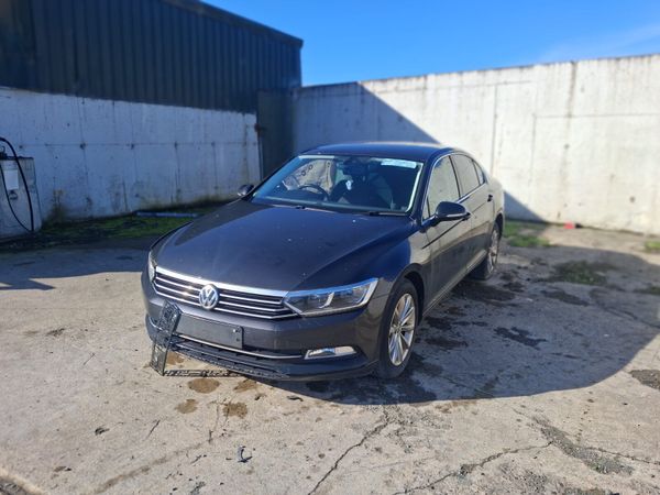 2018 VW PASSAT - Main image