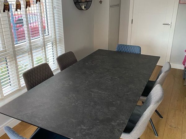 dining table and 6 chairs - Main image