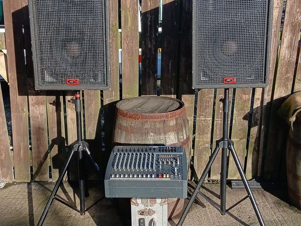 SPIRIT POWERSTATION 600 & PEAVEY UL TOPS - Main image