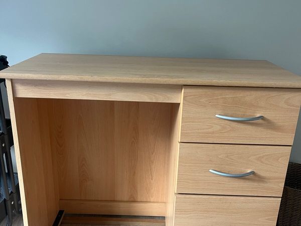 Desk / Dresser - Main image