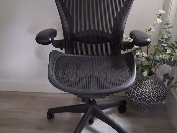 Herman Miller Classic Aeron Size C - Main image