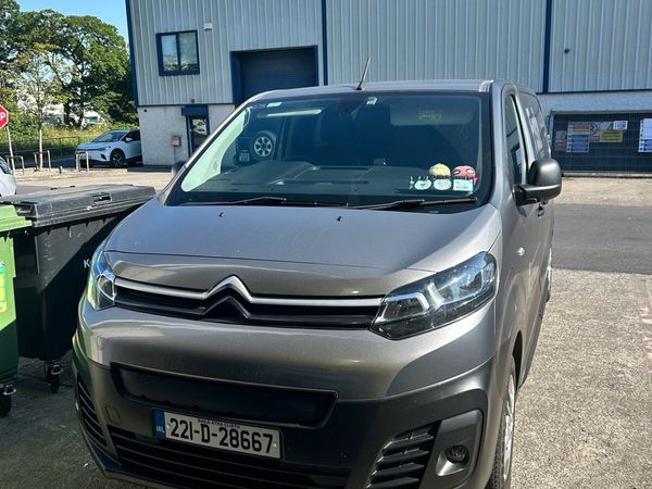 Citroen e-Dispatch 75KW EV Van - Main image
