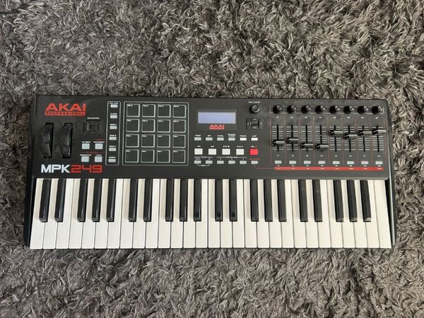 Akai MPK 249 Keyboard - Main image