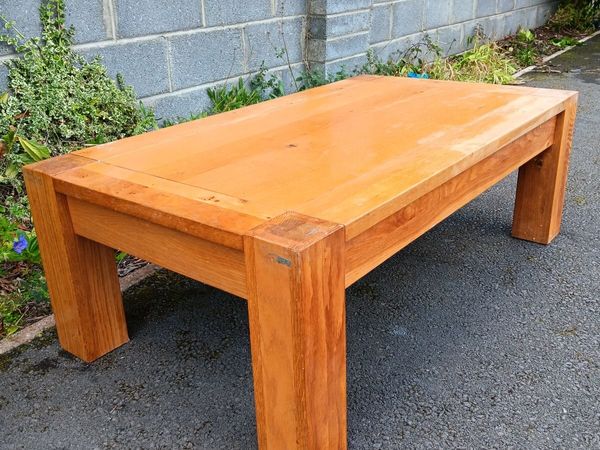 Oak coffee table - Main image