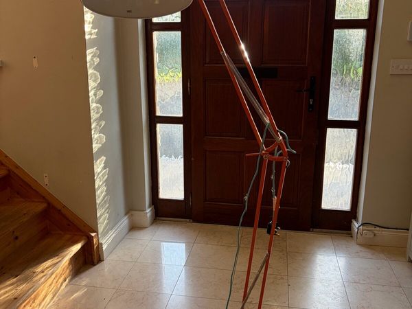Orange floor lamp - Main image