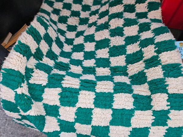 Green and White Rug - Main image