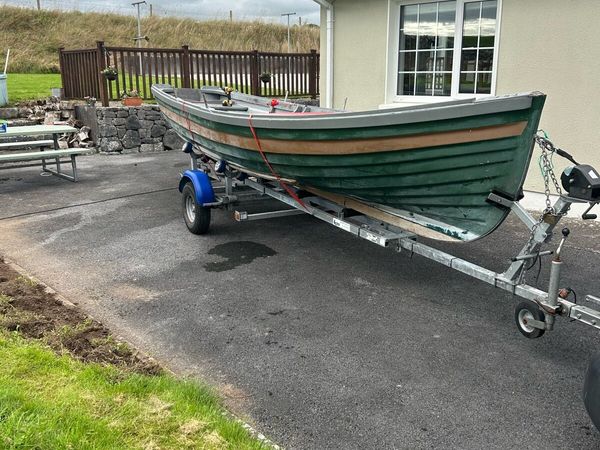 Boat,trailer & 2 engines - Main image