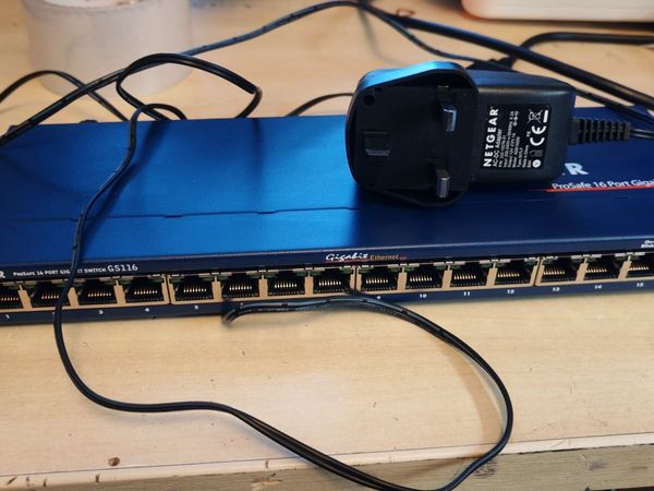 Netgear ProSafe 16 Port Gigabit Switch GS116 V.3 - Main image