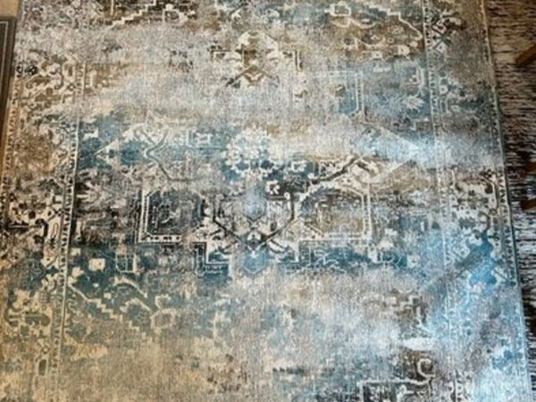 Louis De Poortere Large rug 170x 240 cm Brand New - Main image