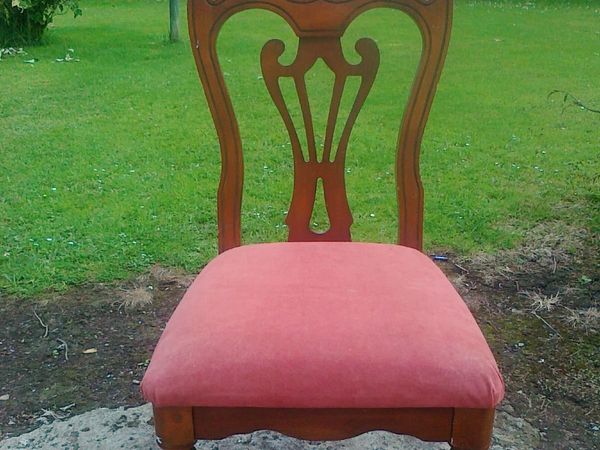 ANTIQUE CHAIRS - Main image