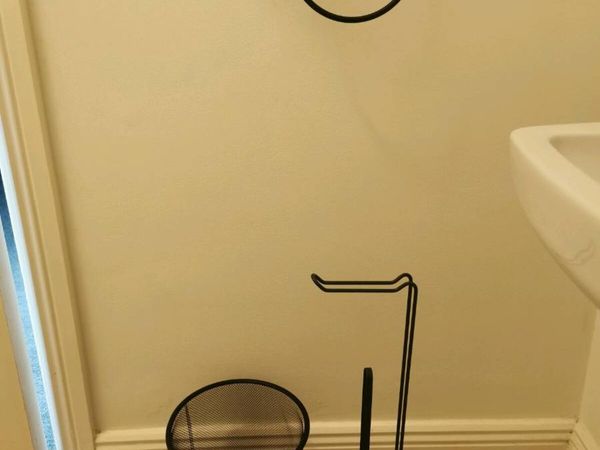 Bin and 2 holders - Main image