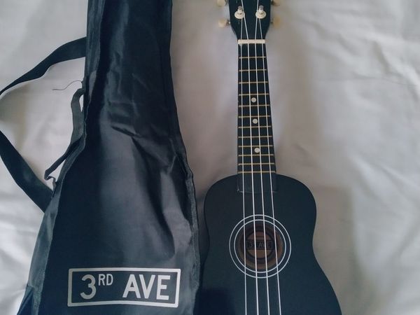 Ukulele - Main image