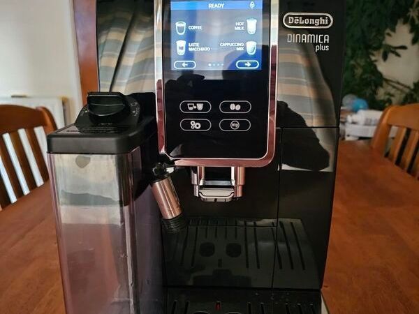 De'Longhi Dinamica Plus fully-automatic bean-to-cup coffee machine - Main image