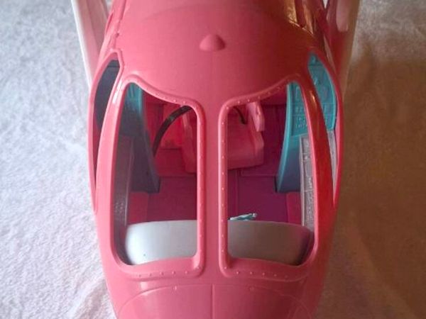 Pink Barbie aeroplane - Main image