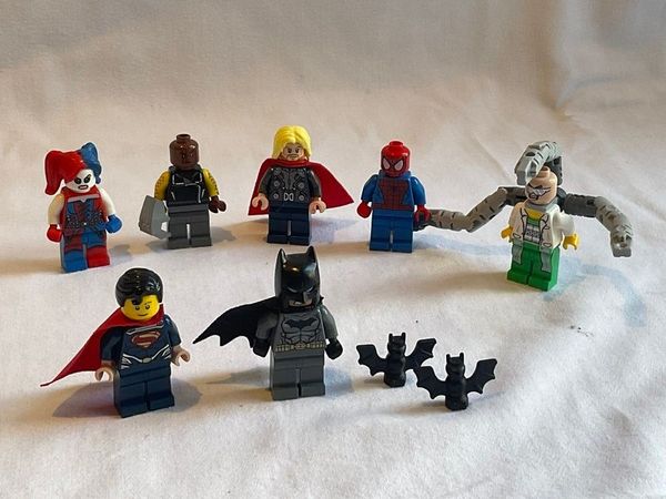 Lego superheroes and villains figurine collection - Main image