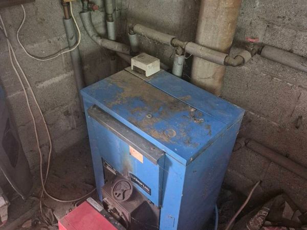 Buderus oil boiler - Main image