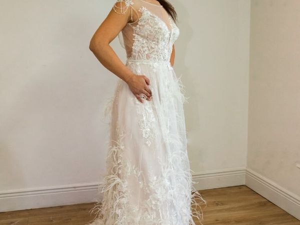 Wedding dress size 12 - Main image