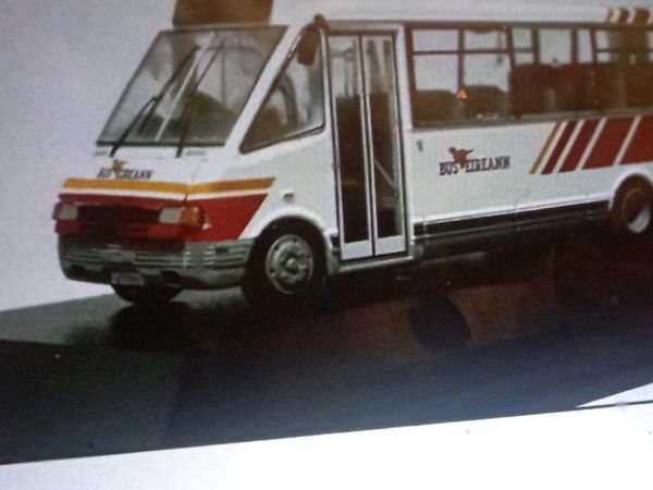 BUS EIREANN MCW SCHULLE BUS NO MB8 CORK/GALWAY - Main image