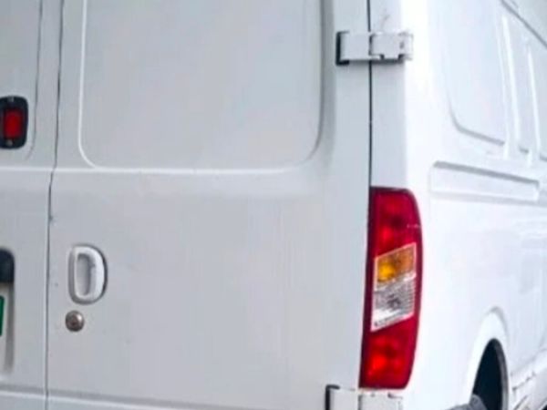 Electric van ldv very low mileage - Main image