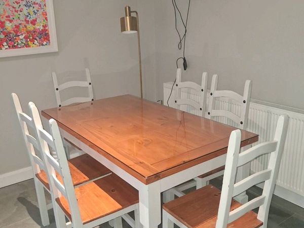Oak dining table with 6 chairs - Main image