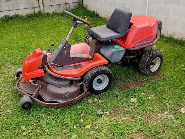 Ride on lawnmower - Main image