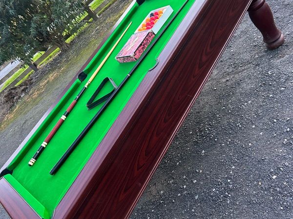 Pool table - Main image