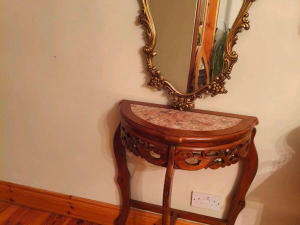 Beautiful vintage style table, mirror,150 for 2 - Main image