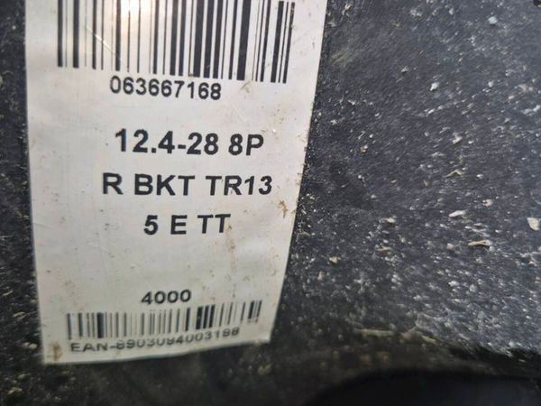 Unused Tyres and rims. 12.4 r28, 6.00 r 16 - Main image