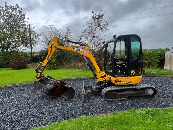 2015 3.2 ton Jcb digger braker 4 buckets andrake - Main image