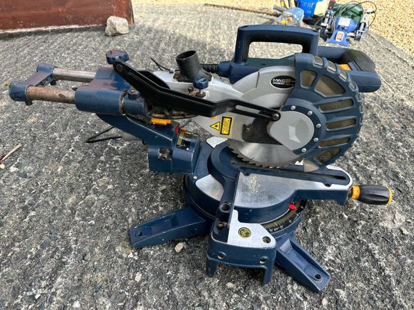 Mac Allister 1400W Sliding Mitre Saw – Light domes - Main image