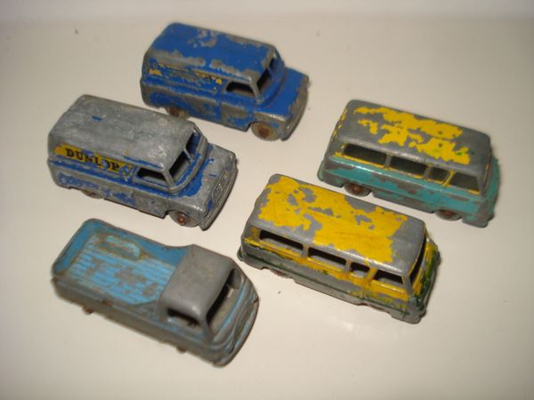 LESNEY MATCHBOX 1950s DIECAST METAL MODEL VANS. - Main image