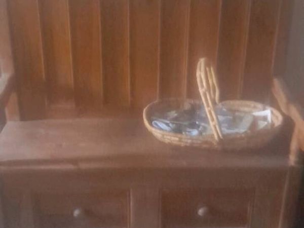 Hall seat - Main image