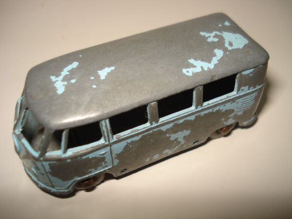 BUDGIE NO.12  1950 MICROBUS KOMBI MODEL CAR. - Main image