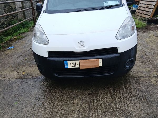 Peugeot Partner 2013 - Main image
