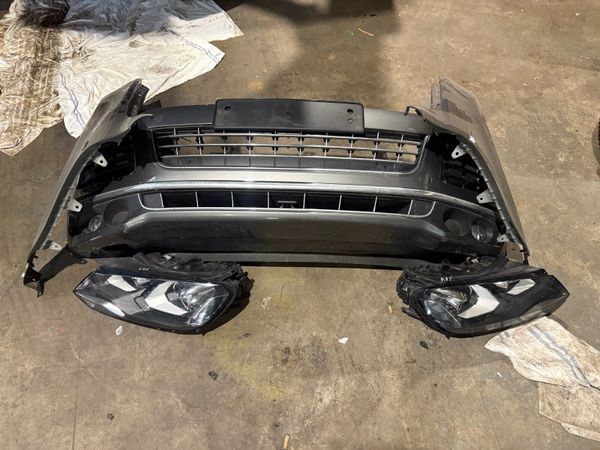 Vw Touareg 2014 complete front - Main image