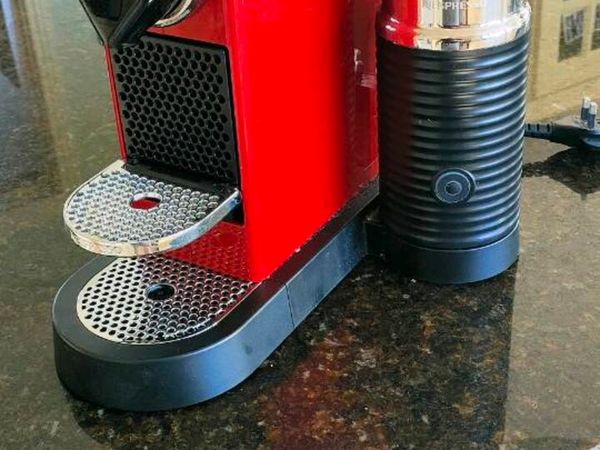 Nespresso coffee machine - Main image