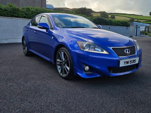 Lexus is220d - Main image