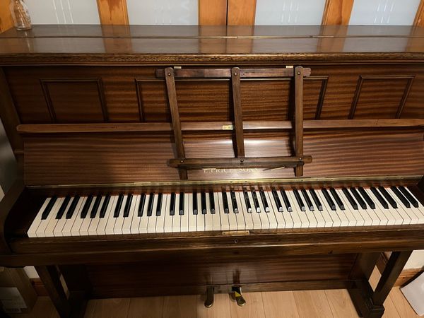 Upright Piano in good condition - Main image