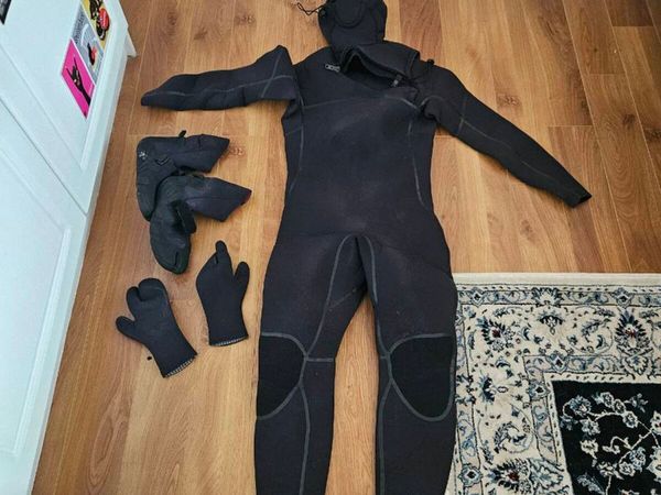Westsuit 6mm: hooded large short, boots & gloves - Main image