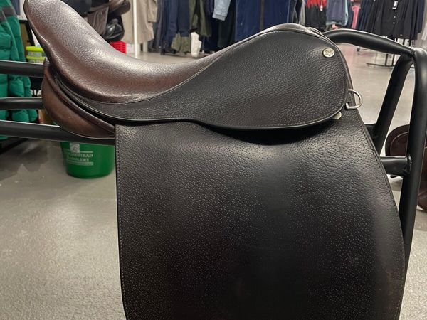 Falcon Saddle 14.5 Show Saddle/GP - Main image