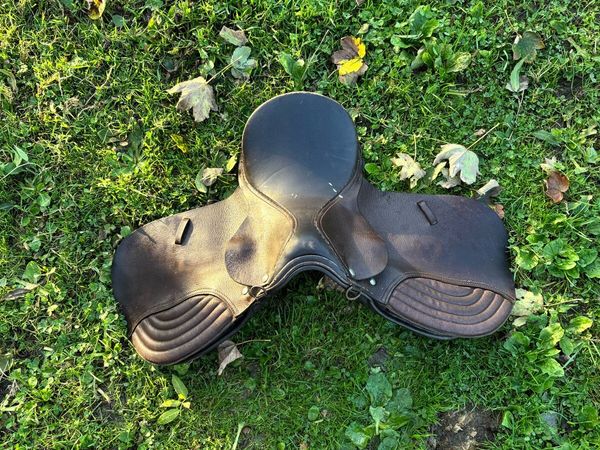 15” brown saddle - Main image