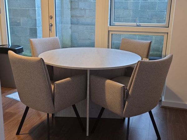 Table & Chairs - Main image