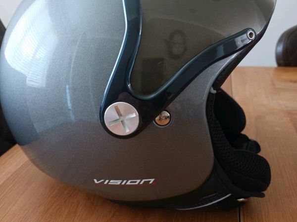 Helmets and goggles - Main image